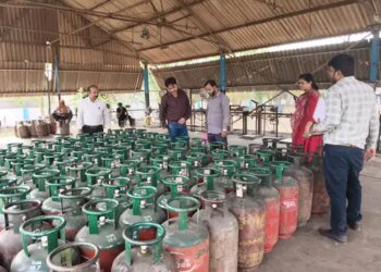 दुर्ग में पापुशा गैसेस प्राइवेट लिमिटेड पर अचानक छापा