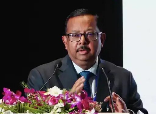 सुप्रीम कोर्ट जज बोले-ज्यूडिशियरी हद से ज्यादा सख्त हो रही:इसलिए लोग जेलों में सड़ रहे