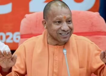 सुरक्षा से सम्मान तक: महिला सुरक्षा से लेकर हेल्पलाइन जैसे प्रयासों से बदल रही यूपी की ‘आधी आबादी’ की जिंदगी