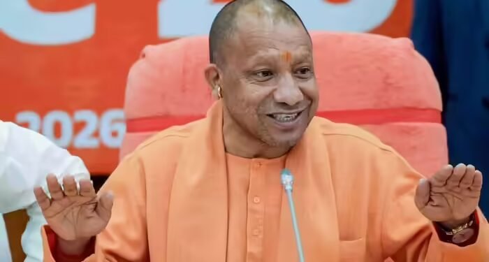 सुरक्षा से सम्मान तक: महिला सुरक्षा से लेकर हेल्पलाइन जैसे प्रयासों से बदल रही यूपी की ‘आधी आबादी’ की जिंदगी