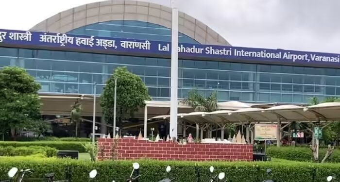 वाराणसी एयरपोर्ट पर बुर्का पहने हिंदू युवती पकड़ाई, मुंबई शादी करने जा रही थी; कोर्ट ने दे दी इजाजत