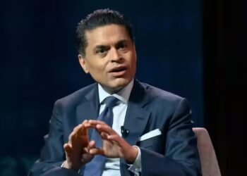 ‘भारत ने दुनिया का मुंह बंद किया’, स्मार्टफोन बनाने में चीन को पीछे छोड़ा तो इंडिया के फैन हुए अमेरिकन एक्सपर्ट