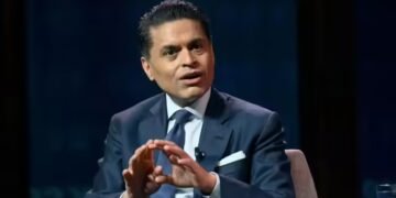 ‘भारत ने दुनिया का मुंह बंद किया’, स्मार्टफोन बनाने में चीन को पीछे छोड़ा तो इंडिया के फैन हुए अमेरिकन एक्सपर्ट