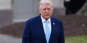 ईरान से जंग के बीच ट्रंप का यू-टर्न, रूस के बाद अब ईरानी तेल से हटाया प्रतिबंध, 30 दिनों की छूट