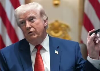 ईरान के ऊर्जा ढांचे पर 10 दिनों तक हमले नहीं, ट्रंप ने बढ़ाई डेडलाइन, कहा- बातचीत अच्छी चल रही