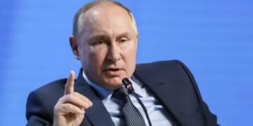 ईरान की बर्बादी में रूस की चांदी! क्या अमेरिका को महंगी पड़ेगी पुतिन की ये ‘जीत’? जानें समीकरण