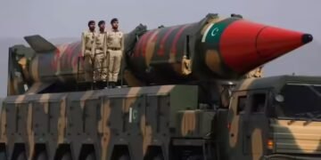 क्या पाकिस्तान की मिसाइलें अमेरिका तक पहुंच सकती हैं? तुलसी गबार्ड के बयान से बौखलाए पाकिस्तानी विशेषज्ञ