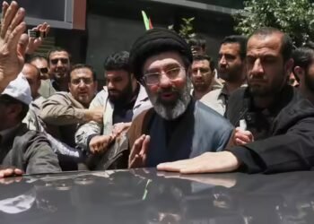 ईरान के नए सुप्रीम लीडर मोजतबा खामेनेई क्या घायल हैं? ईरानी TV ने ऐसा क्या कहा, जिससे अटकलें हुईं तेज