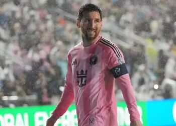 लियोनेल मेसी ने दागा करियर का 900वां गोल, रोनाल्डो को पछाड़ बनाया वर्ल्ड रिकॉर्ड, फिर भी टूर्नामेंट से बाहर हुई उनकी टीम