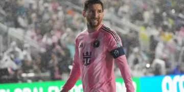 लियोनेल मेसी ने दागा करियर का 900वां गोल, रोनाल्डो को पछाड़ बनाया वर्ल्ड रिकॉर्ड, फिर भी टूर्नामेंट से बाहर हुई उनकी टीम