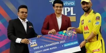 क्या IPL 2026 होगा एमएस धोनी का फेयरवेल सीजन? सौरव गांगुली ने सवाल पर साधी चुप्पी