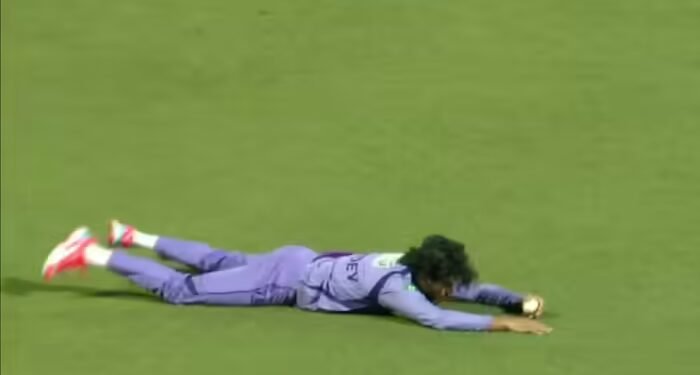 36 की उम्र में मनीष पांडे की फुर्ती तो देखिए, हवा में उड़ते हुए लपका कैमरून ग्रीन का कैच