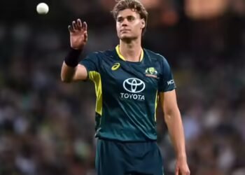 एक और खिलाड़ी ने PSL छोड़ IPL को चुना, चेन्नई सुपर किंग्स का मास्टर प्लान काम आया, ऑस्ट्रेलियाई गेंदबाज ने दिया पाकिस्तान को झटका