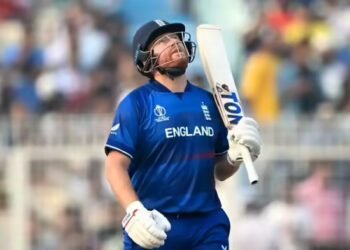 इंग्लैंड लायंस नहीं, दुबई में परिवार के साथ हैं जॉनी बेयरस्टो, युद्ध के बीच वहीं फंस गए