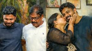 संजू सैमसन जब घर पहुंचे तो पिता हाफ पैंट और स्लीपर्स में थे, ऐसी सादगी जीत रही दिल, न घमंड, न कोई ईगो