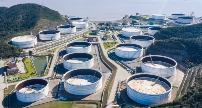 कतर ने रोका एलएनजी का उत्पादन, भारत को सप्लाई में कटौती, शहरी क्षेत्र में संकट की आशंका