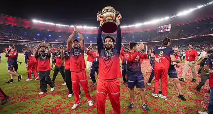 IPL से पहले बिकने के लिए तैयार RCB, विराट कोहली की टीम का मालिक बनने के लिए कौन सबसे आगे?