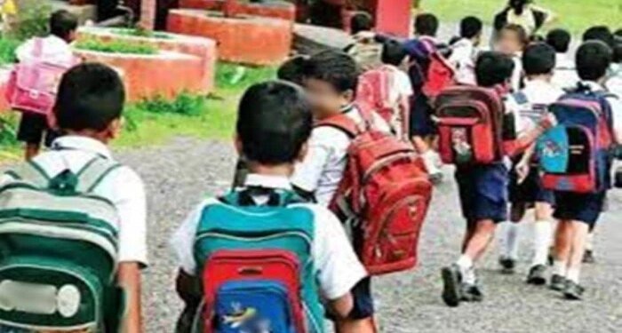 MP में RTE से 1.22 लाख सीटों के लिए मिले 2.10 लाख आवेदन, करीब एक लाख बच्चे नहीं ले पाएंगे मनपसंद स्कूल में एडमिशन