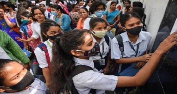 10वीं और 12वीं बोर्ड के नतीजों ने खोली भोपाल की पोल, एक स्कूल में 30 में से 28 छात्र फेल, 12 प्रिंसिपल को नोटिस