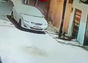 भोपाल के कोलार में सिरफिरे युवक का तांडव, शादी में नहीं बुलाया तो जला दी कार, वीडियो वायरल