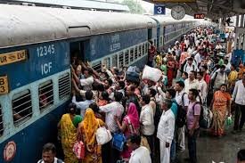 गर्मियों की छुट्टियों में रेल सफर हुआ मुश्किल, मई-जून तक ट्रेनों में वेटिंग और रीग्रेट, यात्रियों की बढ़ी परेशानी
