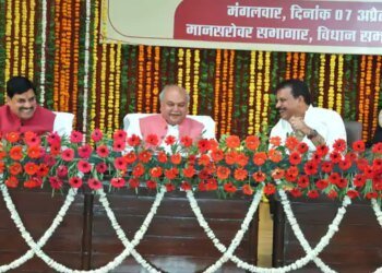 विजयवर्गीय बोले-एसपी को बचाने अनुनय की थी दिग्विजय ने