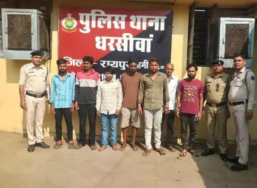 5 जिलों से नशीली सामग्री और हथियार बरामद:ऑपरेशन ‘निश्चय’ के तहत 95 टीमों ने अपराधियों के ठिकानों पर दी दबिश