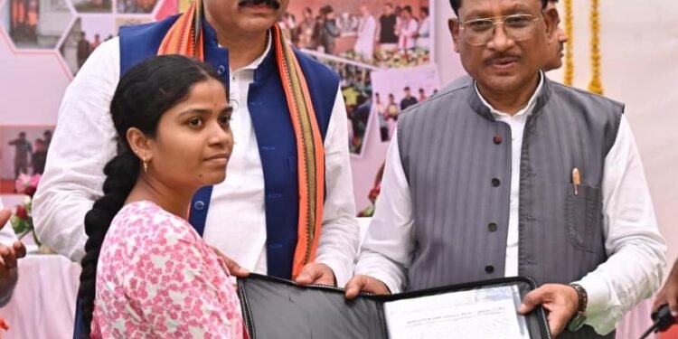 भटके कदमों को नई दिशा: सुकमा में पुनर्वास से विकास की कहानी लिख रही है सरकार