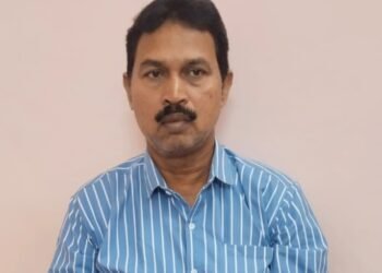 वेतन के बदले रिश्वत मांगने वाला खंड शिक्षा अधिकारी गिरफ्तार