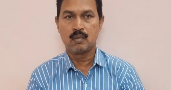 वेतन के बदले रिश्वत मांगने वाला खंड शिक्षा अधिकारी गिरफ्तार