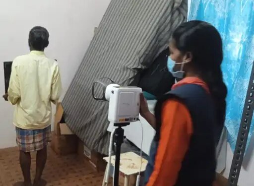 कोंडागांव के मसोरा गांव में पहली बार पहुंची एक्स-रे सुविधा:ग्रामीणों को पंचायत भवन में मिली स्वास्थ्य जांच