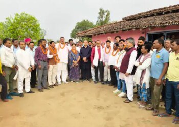 ‘मिशन गांव चलो’ अभियान के तहत कमेटियों का गठन:रामानुजगंज में संगठन मजबूती और चुनावी रणनीति पर की गई चर्चा
