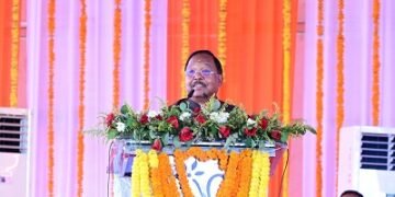 पानी जिंदगानी-धान के अलावा दलहन-तिलहन व सब्जी की करें खेती : रामविचार नेताम