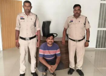 रायगढ़ में ऑनलाइन क्रिकेट सट्टा संचालित करते आरोपी गिरफ्तार