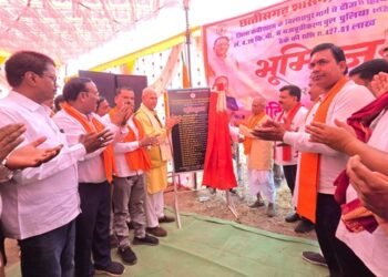 उप मुख्यमंत्री ने 5 करोड़ की लागत से बनने वाली सड़क का किया भूमिपूजन