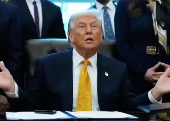 ‘हम युद्ध में हैं’, F-15E फाइटर गिराए जाने पर आया ट्रंप का पहला रिएक्शन, ईरान का अब A-10 मार गिराने का दावा