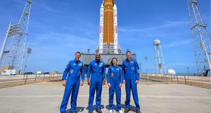 नासा आज लांच करेगी मिशन आर्टिमस-II, 54 साल बाद चांद का चक्कर लगाएंगे 4 एस्ट्रोनॉट, मंगल के खुलेंगे रास्ते