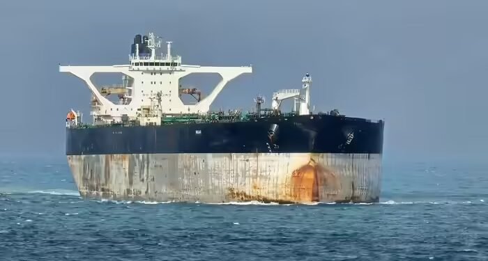 थम गए भारत आने वाले रूसी तेल के टैंकर