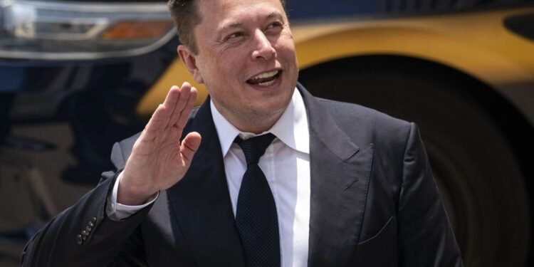 कभी पेट पालने के लिए की थी बॉयलर क्लीनर की नौकरी, आज हैं दुनिया के सबसे बड़े रईस