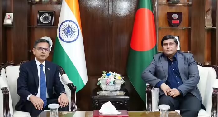 भारत-बांग्लादेश मजबूत करेंगे रक्षा संबंध, रहमान के डिफेंस अडवाइजर से मिले भारतीय उच्चायुक्त, यूनुस के जाते ही बदले रिश्ते