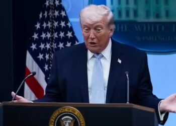 ‘कागजी शेर’, ईरान युद्ध में साथ न देने को लेकर NATO पर भड़के ट्रंप, ग्रीनलैंड पर फिर दोहराया दावा