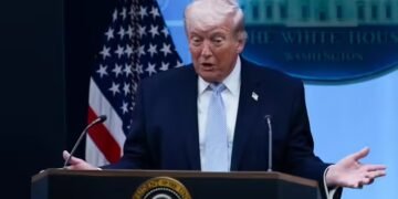 ‘कागजी शेर’, ईरान युद्ध में साथ न देने को लेकर NATO पर भड़के ट्रंप, ग्रीनलैंड पर फिर दोहराया दावा