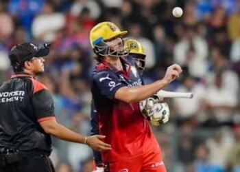 टिम डेविड ने वानखेड़े में खड़ा किया बड़ा ड्रामा, गेंद लेकर उछालते रहे, अंपायर बुरी तरह गुस्से में आए