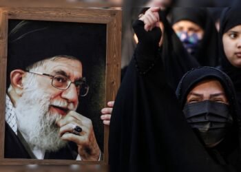 ईरानी लीडरशिप का सफाया फिर भी नहीं हो रहा तख्‍तापलट, ‘आखिरी स्तंभ’ क्या है जिसने थामी है सरकारी दीवार?