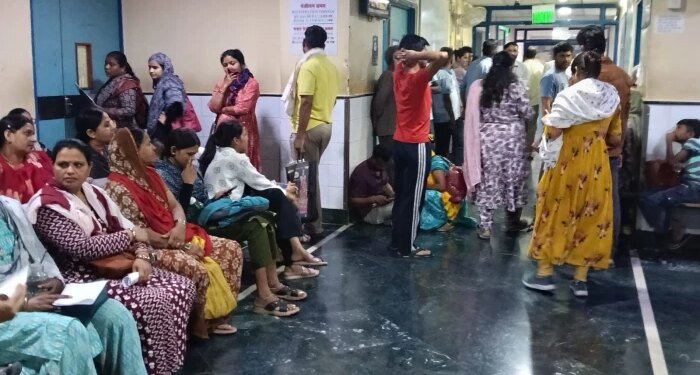 AIIMS भोपाल में सर्वर डाउन, इलाज के लिए परेशान हुईं गर्भवती महिलाएं