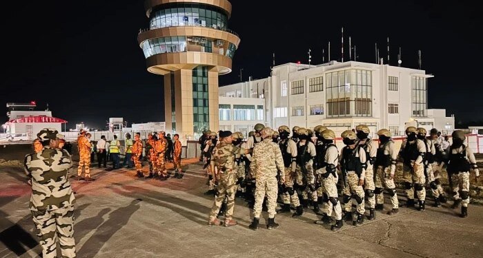 Bhopal Airport पर देर रात ‘ऑपरेशन अलर्ट’, ब्लैक कैट कमांडो ने संभाला मोर्चा