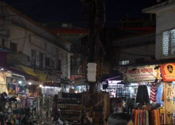 स्मार्ट सिटी और नगर निगम के बीच उलझीं भोपाल के न्यू मार्केट की स्ट्रीट लाइटें