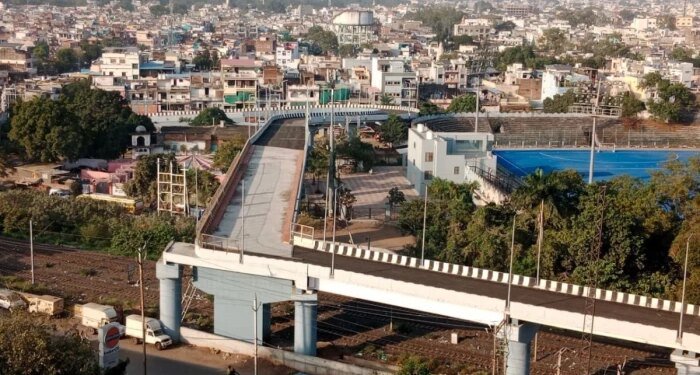 भोपाल 90 डिग्री ओवरब्रिज: 35 दिन बाद भी फाइलों में अटका सुधार