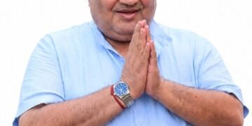 ’पर्यटन एवं संस्कृति मंत्री श्री राजेश अग्रवाल ने छोड़ा विशेष प्रोटोकॉल और सुरक्षा काफिला