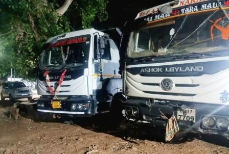 अवैध रेत उत्खनन के खिलाफ कार्यवाही, 3 हाइवा समेत 8 वाहन पकड़े गए
